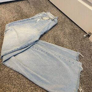 *SOLD* Light Wash High Wasted Wide Leg Jean